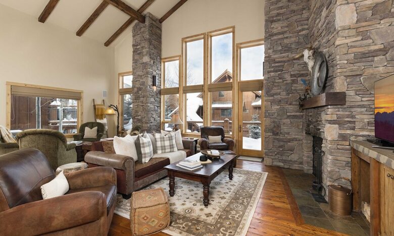 Equity Residences, Ski-In/Ski-Out Chalet at Big Sky Resort - Big Sky, Montana
