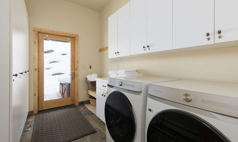 Equity Residences, Ski-In/Ski-Out Chalet at Big Sky Resort - Big Sky, Montana