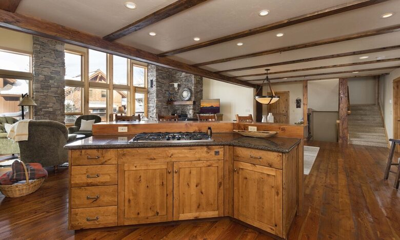 Equity Residences, Ski-In/Ski-Out Chalet at Big Sky Resort - Big Sky, Montana