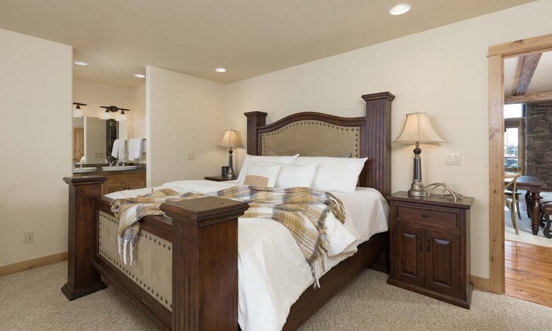 Equity Residences, Ski-In/Ski-Out Chalet at Big Sky Resort - Big Sky, Montana