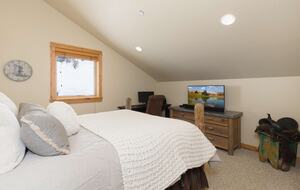 Equity Residences, Ski-In/Ski-Out Chalet at Big Sky Resort - Big Sky, Montana
