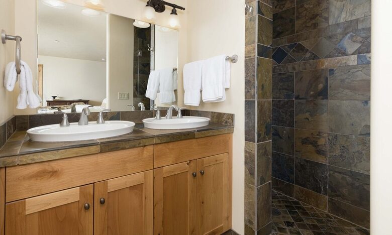 Equity Residences, Ski-In/Ski-Out Chalet at Big Sky Resort - Big Sky, Montana