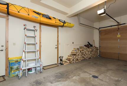 Equity Residences, Ski-In/Ski-Out Chalet at Big Sky Resort - Big Sky, Montana