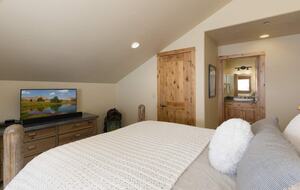 Equity Residences, Ski-In/Ski-Out Chalet at Big Sky Resort - Big Sky, Montana