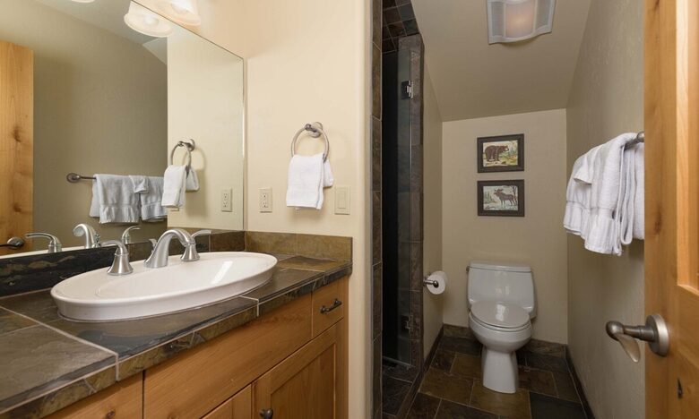 Equity Residences, Ski-In/Ski-Out Chalet at Big Sky Resort - Big Sky, Montana