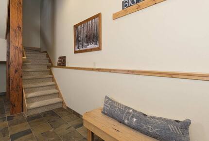 Equity Residences, Ski-In/Ski-Out Chalet at Big Sky Resort - Big Sky, Montana