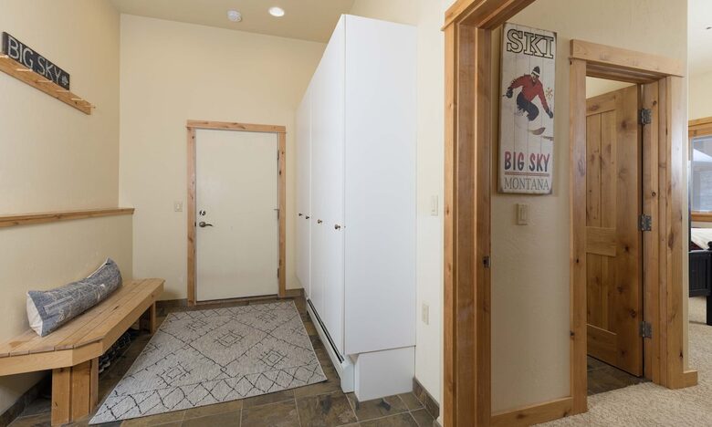 Equity Residences, Ski-In/Ski-Out Chalet at Big Sky Resort - Big Sky, Montana