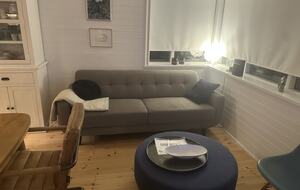 Inviting Town-Center residence With Cozy Lower Lounge - Akureyri, Iceland