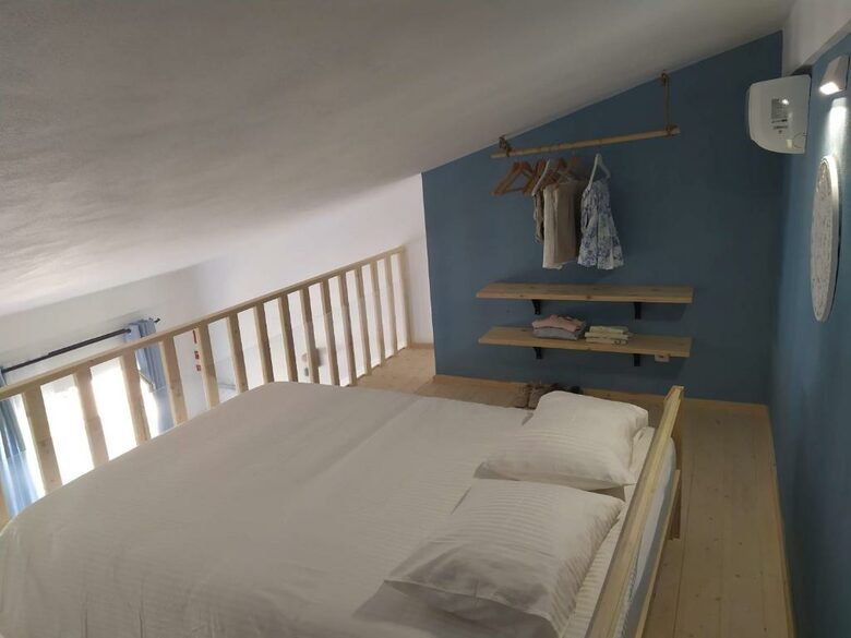 Elegant Farm-Style Escape - Povoa Da Isenta, Portugal