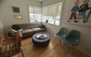 Inviting Town-Center residence With Cozy Lower Lounge - Akureyri, Iceland