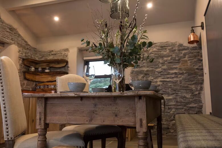 Elfin Cottage - Doolin, Ireland