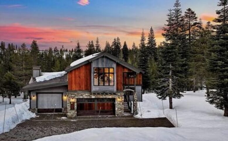 Award Winning Posh Truckee Ski Home by the Slopes - Truckee, California