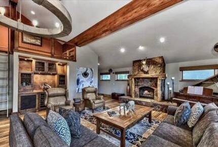 Award Winning Posh Truckee Ski Home by the Slopes - Truckee, California