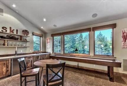 Award Winning Posh Truckee Ski Home by the Slopes - Truckee, California