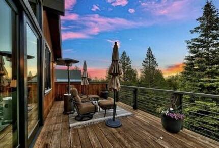 Award Winning Posh Truckee Ski Home by the Slopes - Truckee, California