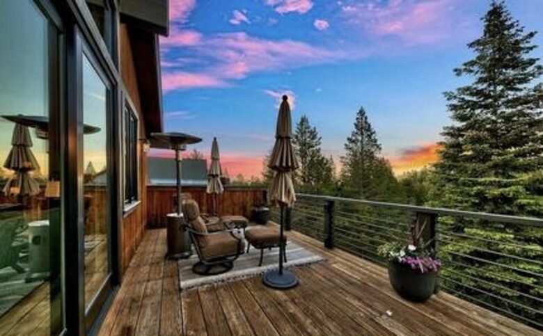 Award Winning Posh Truckee Ski Home by the Slopes - Truckee, California