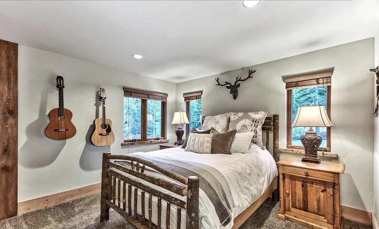 Award Winning Posh Truckee Ski Home by the Slopes - Truckee, California