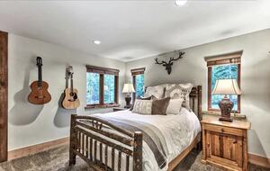 Award Winning Posh Truckee Ski Home by the Slopes - Truckee, California