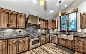 Award Winning Posh Truckee Ski Home by the Slopes - Truckee, California
