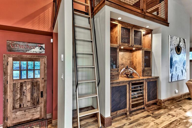 Award Winning Posh Truckee Ski Home by the Slopes - Truckee, California