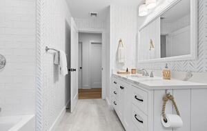 Cape Cod Luxe Retreat | Modern Barnstable Oasis with Pool - Barnstable, Massachusetts