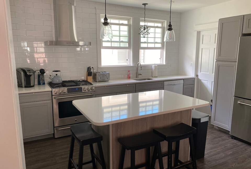 Charming Beach Home Dog Friendly with EV Charger - Margate City, New Jersey