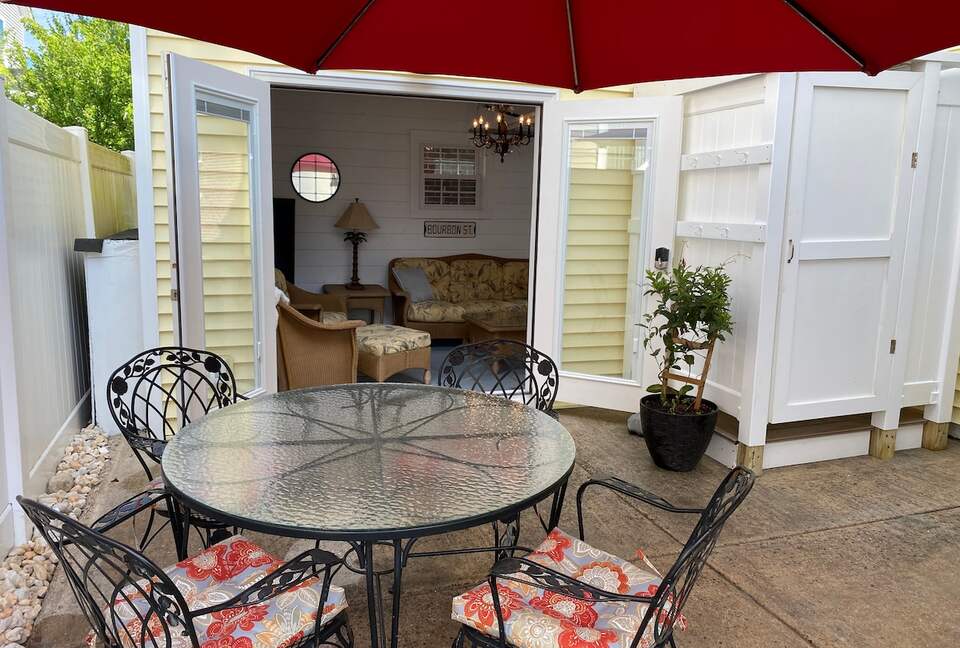 Charming Beach Home Dog Friendly with EV Charger - Margate City, New Jersey