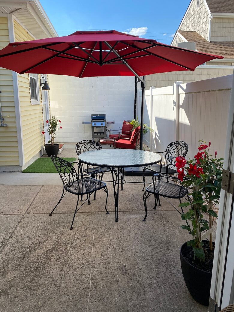 Charming Beach Home Dog Friendly with EV Charger - Margate City, New Jersey