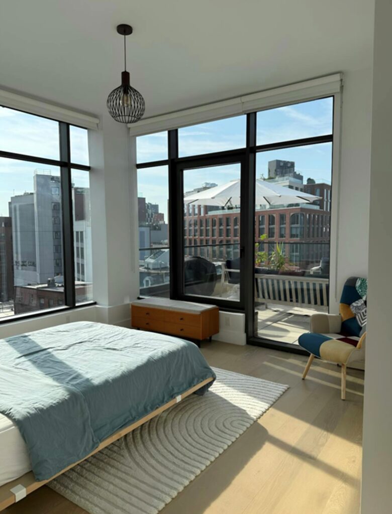Chic Brooklyn Retreat with Skyline Views and a Private Rooftop Terrace - New York City, New York