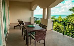 Luxury 3 Bedroom Beachfront Condo at the most desirable building in Cozumel. (The Landmark) - Cozumel, Mexico