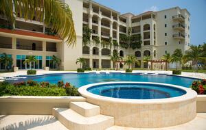 Luxury 3 Bedroom Beachfront Condo at the most desirable building in Cozumel. (The Landmark) - Cozumel, Mexico
