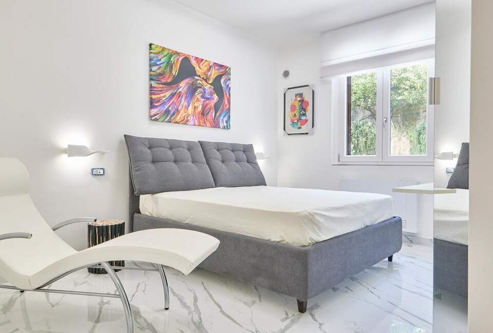 Refined Countryside Apartment Overlooking Capri - Altavilla Silentina, Italy