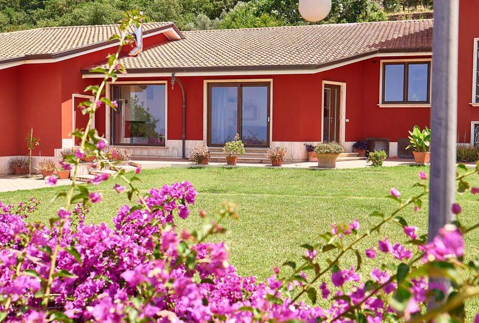 Refined Countryside Apartment Overlooking Capri - Altavilla Silentina, Italy