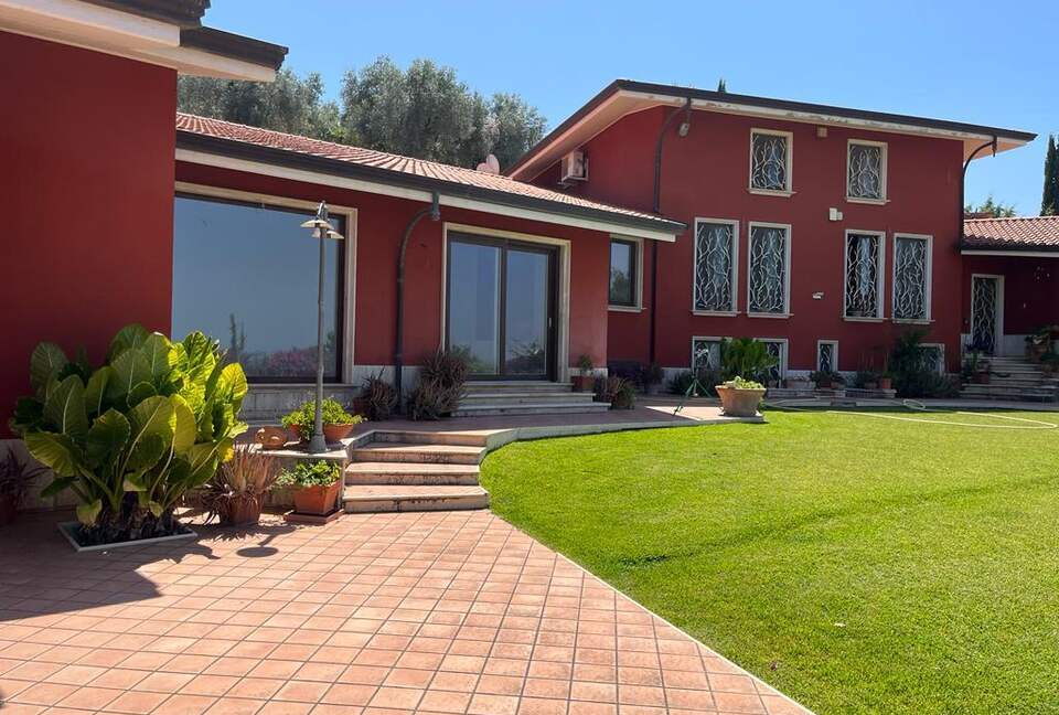 Refined Countryside Apartment Overlooking Capri - Altavilla Silentina, Italy