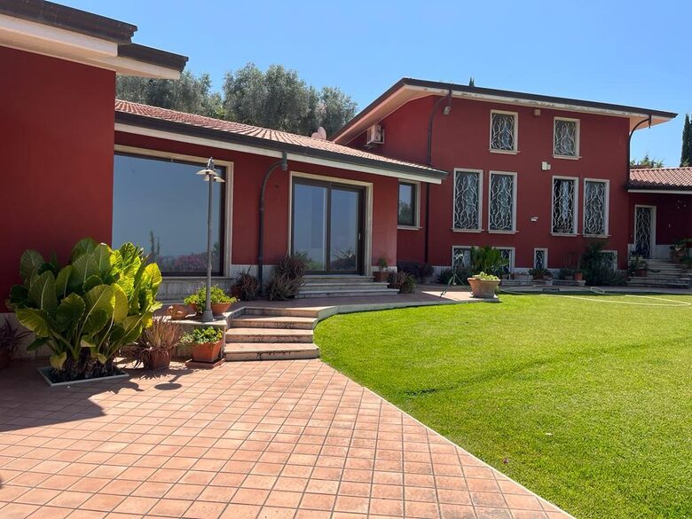 Refined Countryside Apartment Overlooking Capri - Altavilla Silentina, Italy