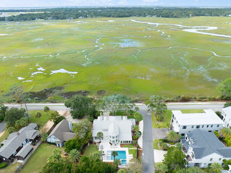 Marshfront Coastal Retreat on Saint Simons Island - Saint Simons Island, Georgia