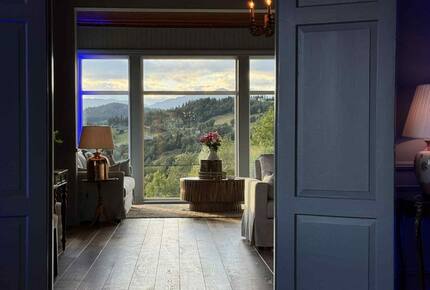 Your Own Boutique Hotel Overlooking Hedalsfjord - Skammestein, Norway