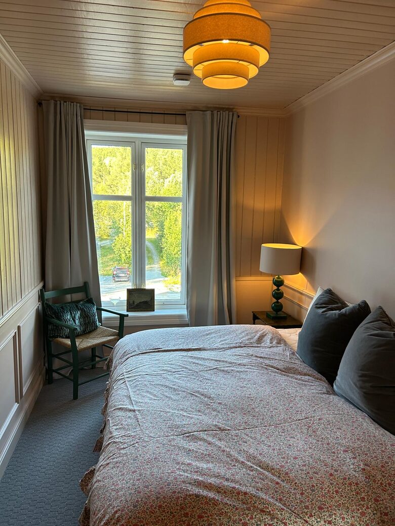 Your Own Boutique Hotel Overlooking Hedalsfjord - Skammestein, Norway