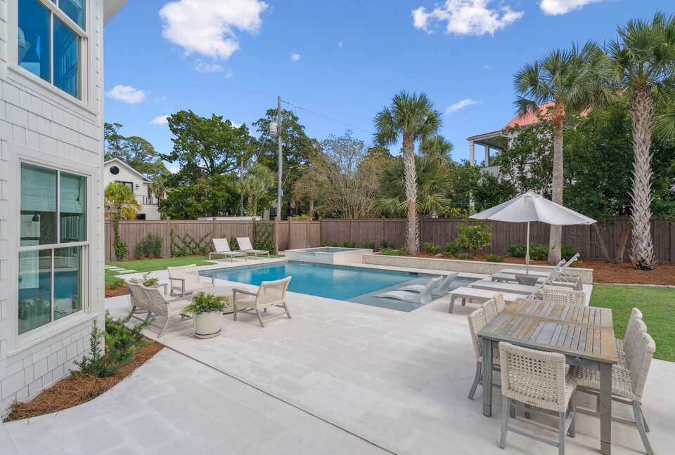 Marshfront Coastal Retreat on Saint Simons Island - Saint Simons Island, Georgia