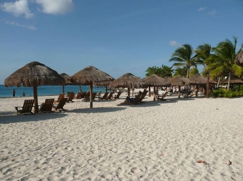 Luxury 3 Bedroom Beachfront Condo at the most desirable building in Cozumel. (The Landmark) - Cozumel, Mexico