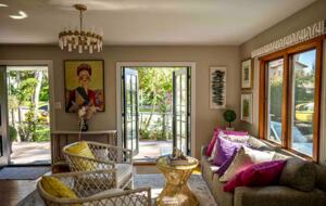 La Jolla Coastal Retreat Near Windansea Beach - La Jolla, California