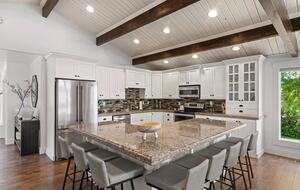 Bear Lake Grand Retreat | Stylish, Spacious, and Steps from the Water - Garden City, Utah