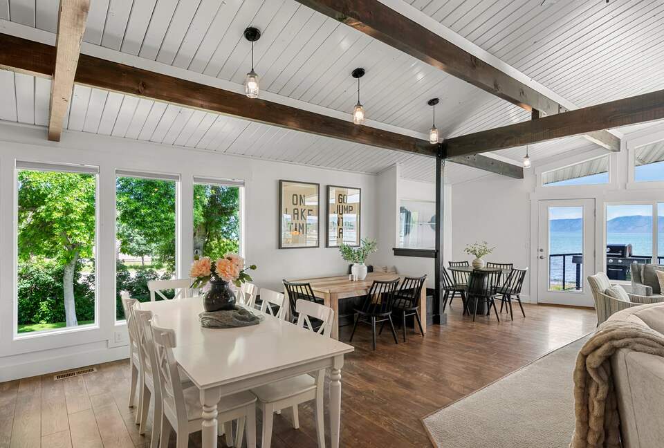 Bear Lake Grand Retreat | Stylish, Spacious, and Steps from the Water - Garden City, Utah