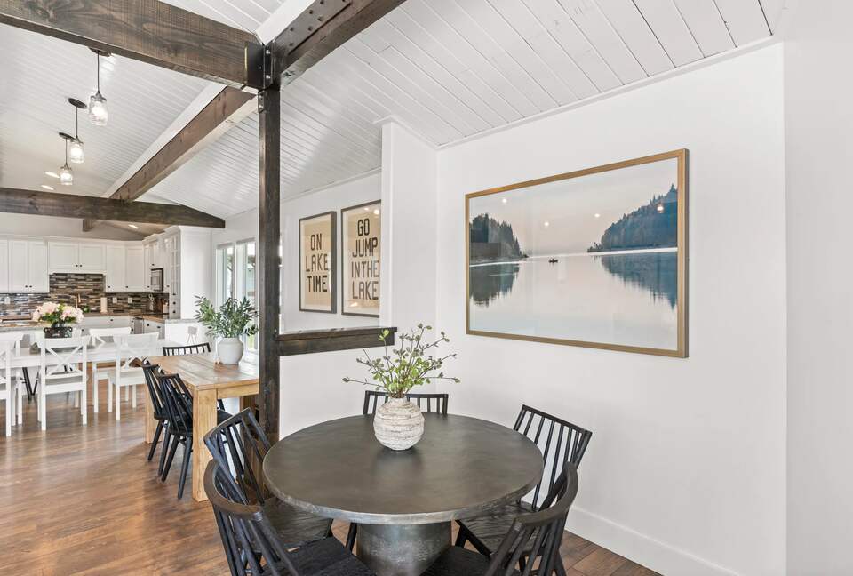 Bear Lake Grand Retreat | Stylish, Spacious, and Steps from the Water - Garden City, Utah