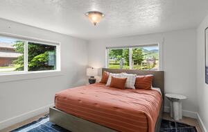 Bear Lake Grand Retreat | Stylish, Spacious, and Steps from the Water - Garden City, Utah