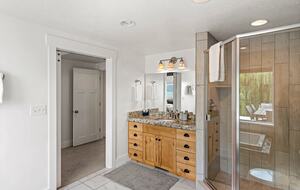 Bear Lake Grand Retreat | Stylish, Spacious, and Steps from the Water - Garden City, Utah