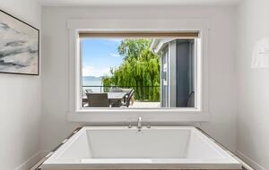 Bear Lake Grand Retreat | Stylish, Spacious, and Steps from the Water - Garden City, Utah