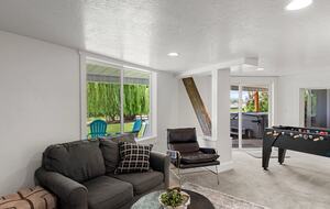 Bear Lake Grand Retreat | Stylish, Spacious, and Steps from the Water - Garden City, Utah