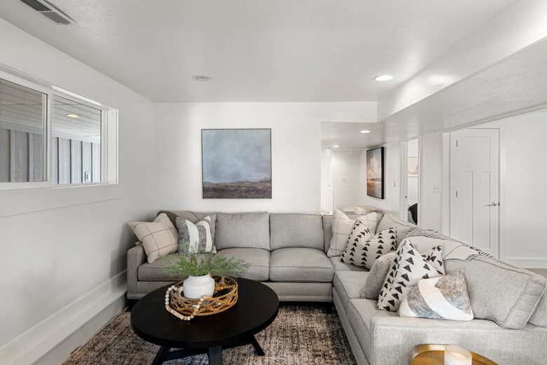 Bear Lake Grand Retreat | Stylish, Spacious, and Steps from the Water - Garden City, Utah