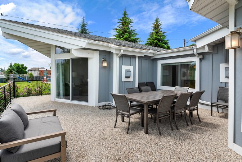 Bear Lake Grand Retreat | Stylish, Spacious, and Steps from the Water - Garden City, Utah